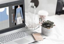APEXFiz software supports the creative side of fashion from planning and design to colourway evaluation, realistic fabric simulation and 3D virtual sampling. © Shima Seiki.