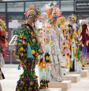 Flamboyant colour and imagination hit PV for 2022/23. © Premiere Vision