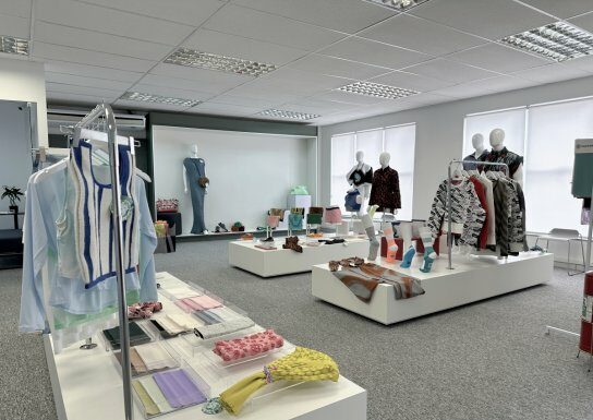 Established in 2005, Santoni Shanghai Knitting Machinery Co., ltd. offers a full range of innovative knitting products and solutions to its customers. © Santoni Group