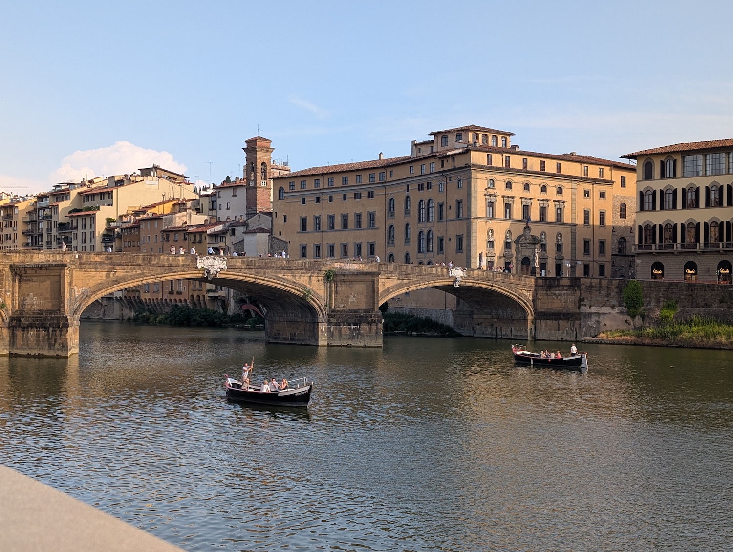 Florence is a major city in Italy, known for its art, history, and Renaissance architecture. © Jo Storie Knit Design Consultancy